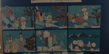 Powiększ grafikę: Prace uczniów nagrodzonych w Szkolnym Konkursie Plastycznym "Zimowy krajobraz".