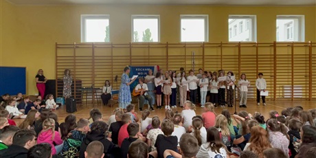 Powiększ grafikę: koncert-patriotyczny-542288.jpg