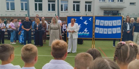 Powiększ grafikę: rozpoczecie-roku-szkolnego-2026-2027-710797.jpg