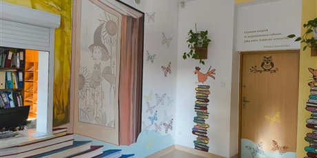 Powiększ grafikę: Biblioteka